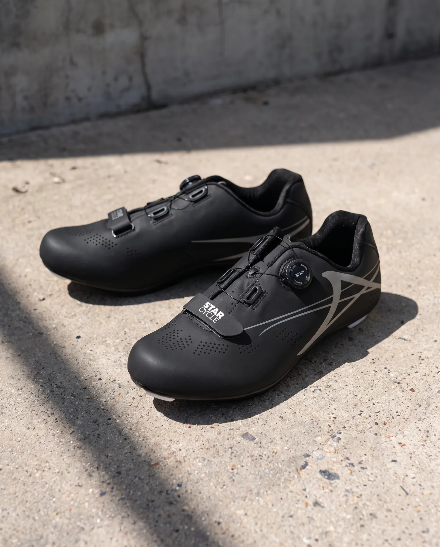 Spin shoes, sole detail