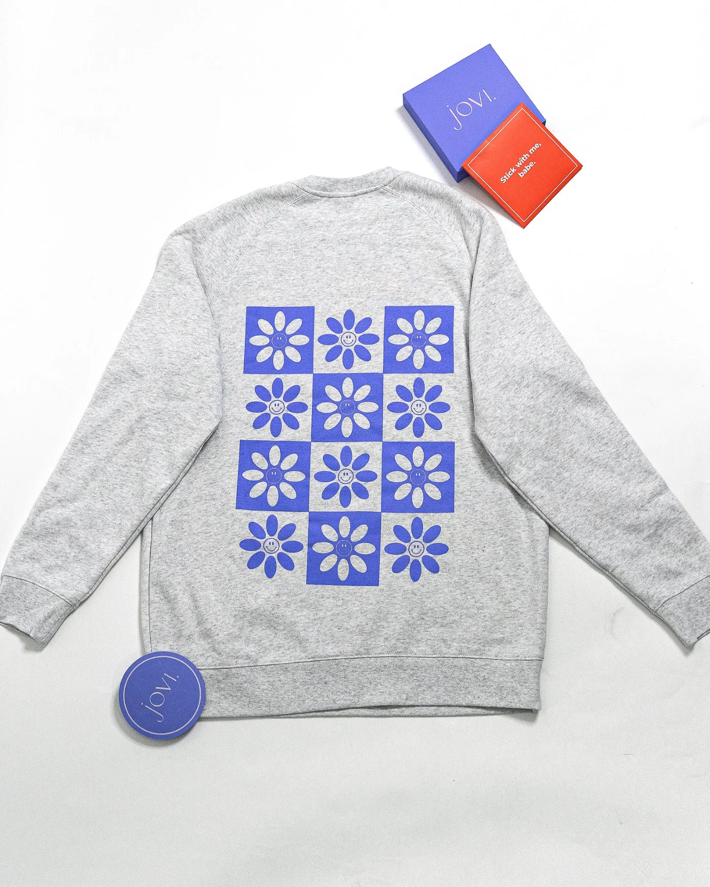Crewneck stamp detail